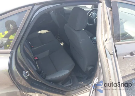 2012 Ford Focus Se z USA, uszkodzony, nr VIN 1FAHP3F24CL404341